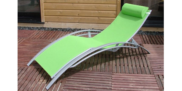 Espreguiadeira design em textileno Verde e alumnio Cinzento
