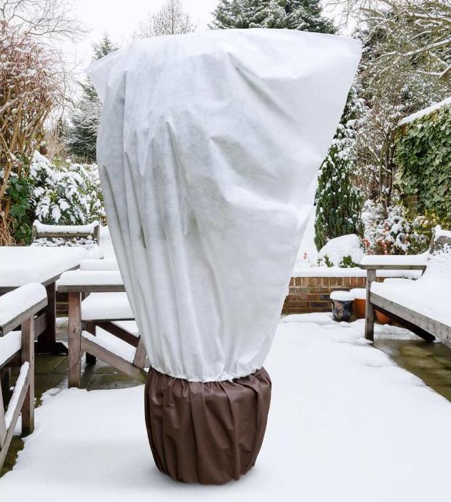 Capa de protecção invernal para plantas e vaso